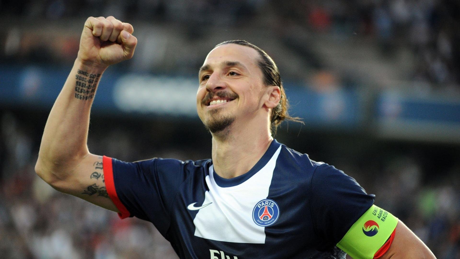 “马科斯·莫奇的战术领悟与防守技巧,为阿根廷美洲狮队铺平胜利之路”